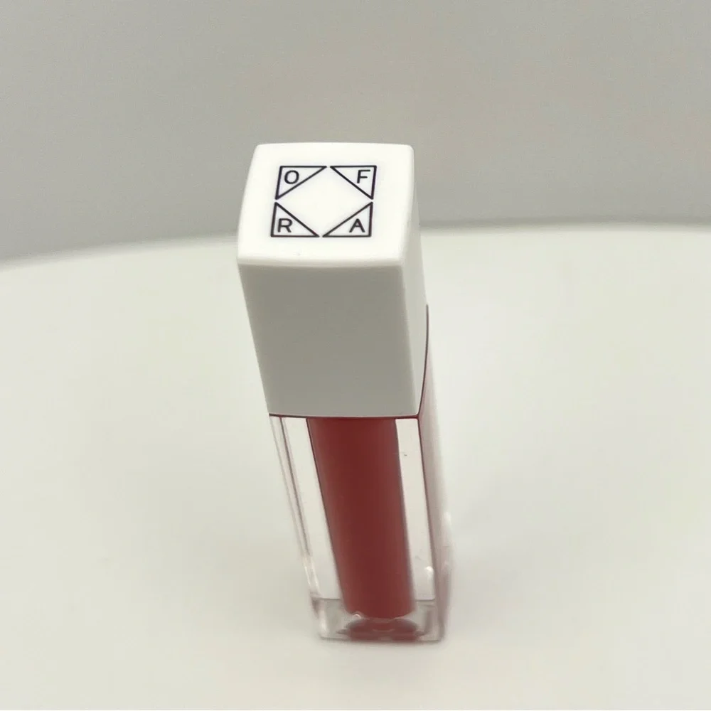 $3 🌸 Ofra Long Lasting Liquid Lipstick ‘Mocha’ ~ NEW